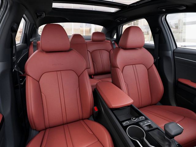 2026 Kia K5 - Photo 15