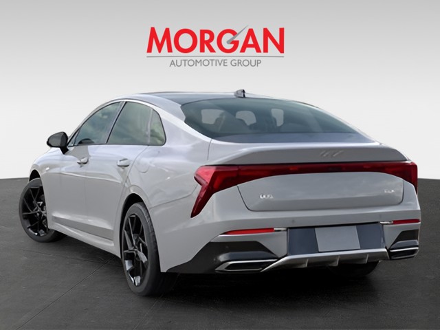 2026 Kia K5 - Photo 5