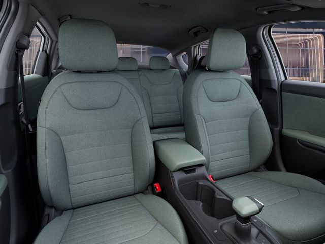 2025 Kia K4 - Photo 15