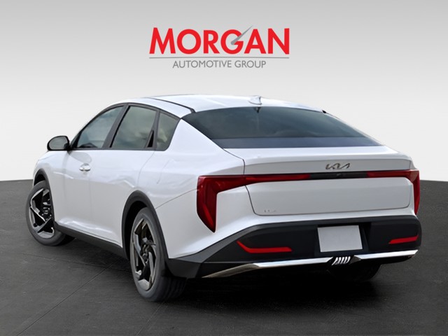 2025 Kia K4 - Photo 5