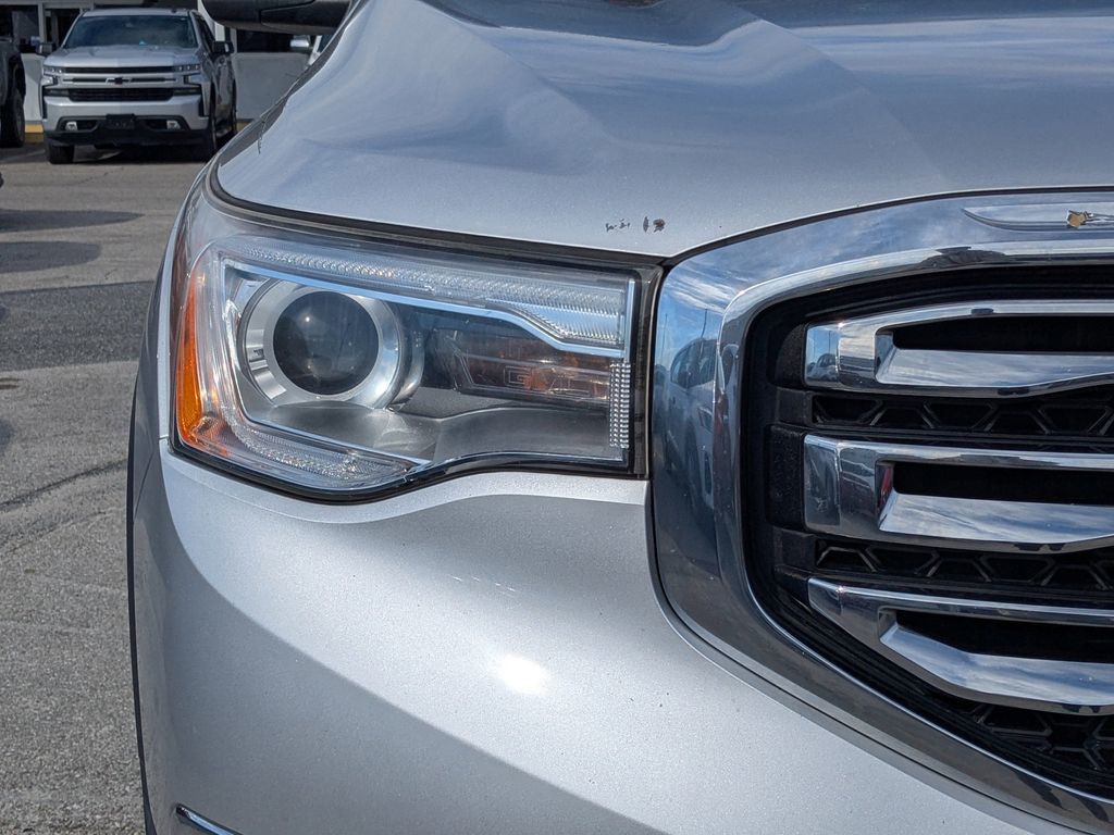 2017 GMC Acadia - Photo 9