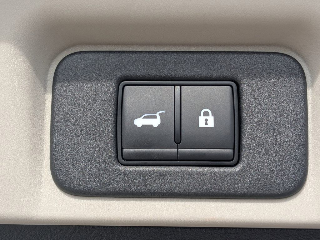 2023 Nissan Ariya - Photo 12