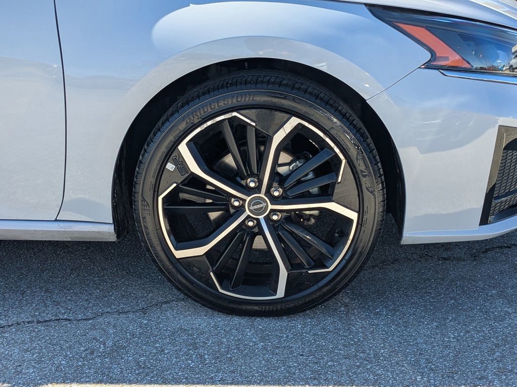 2024 Nissan Altima - Photo 10