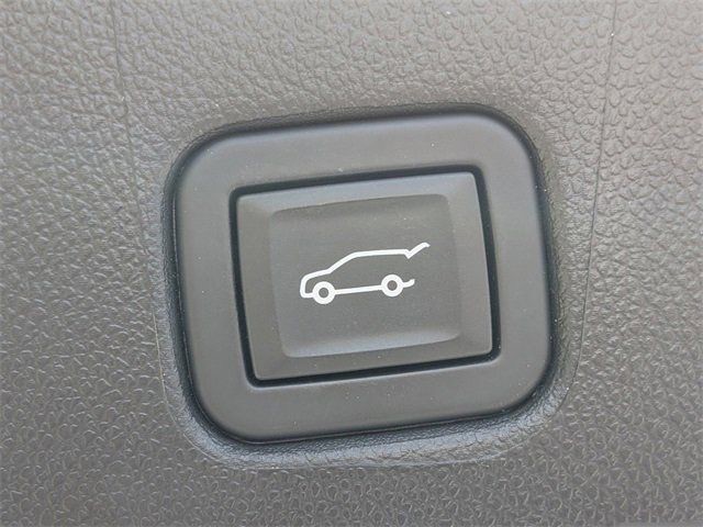 2022 Chevrolet Blazer - Photo 14
