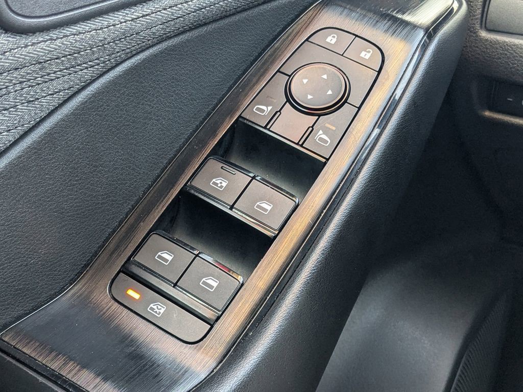 2023 Nissan Rogue - Photo 10