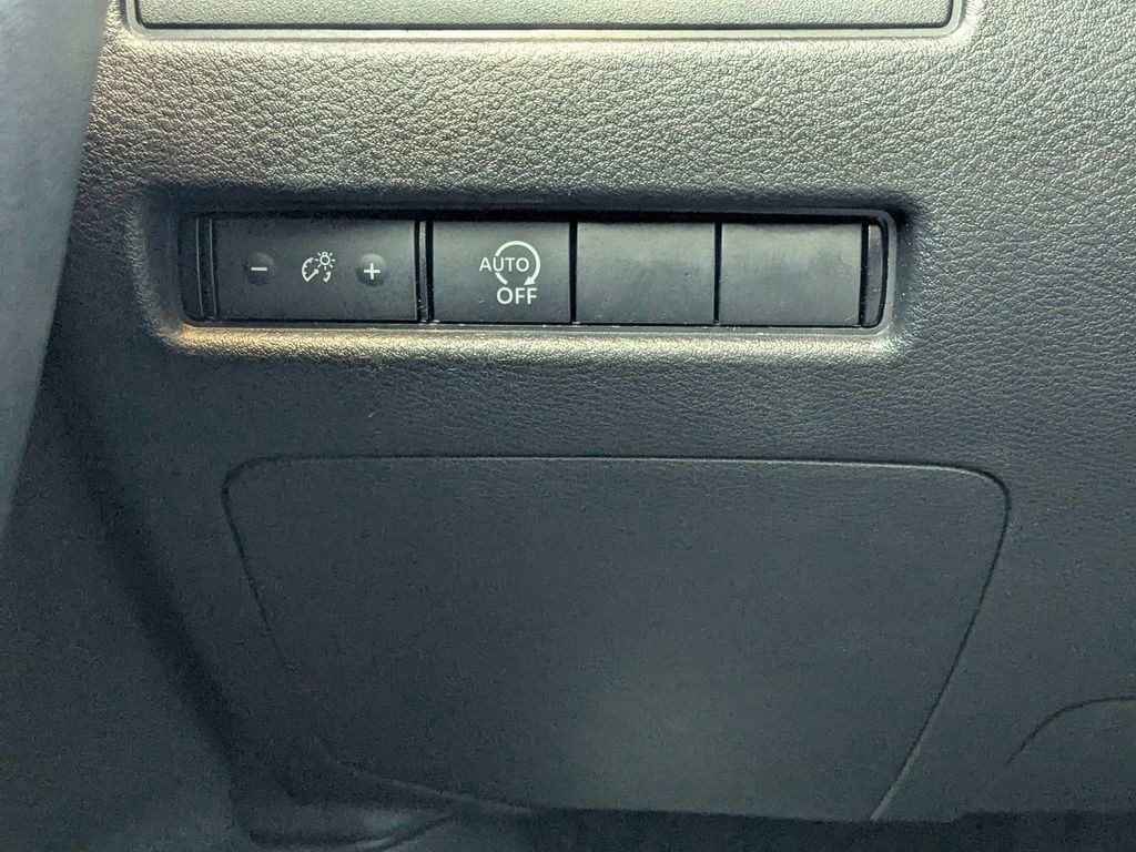 2023 Nissan Rogue - Photo 11