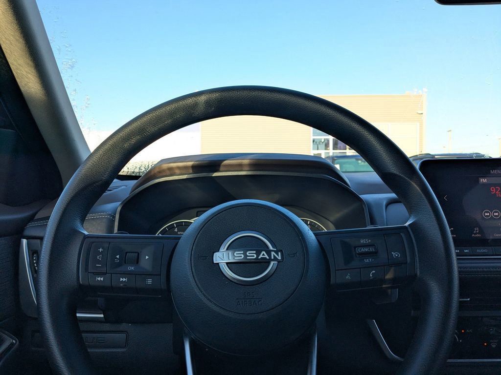 2023 Nissan Rogue - Photo 12