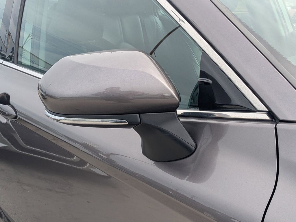 2024 Toyota Camry - Photo 9