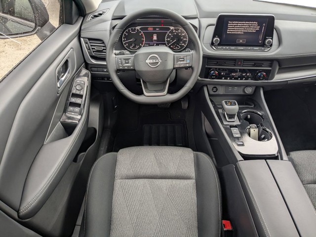 2026 Nissan Rogue - Photo 15