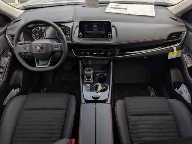 2026 Nissan Rogue - Photo 15