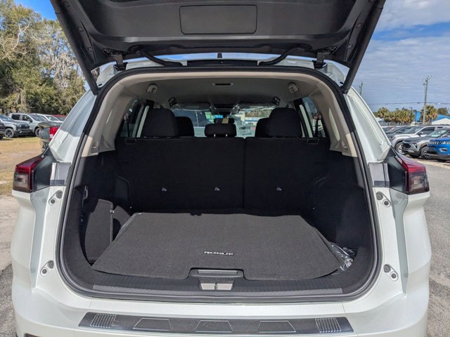 2026 Nissan Rogue - Photo 11