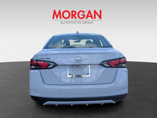 2025 Nissan Versa - Photo 6