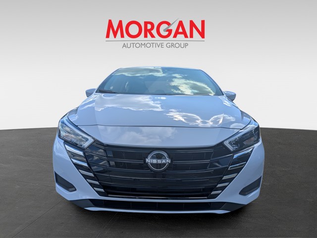 2025 Nissan Versa - Photo 3