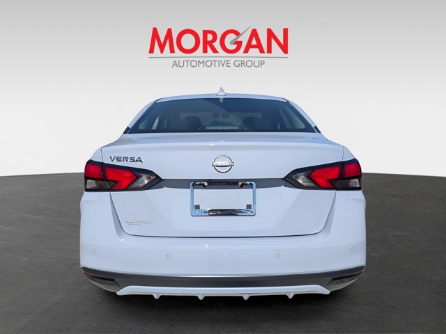 2025 Nissan Versa - Photo 6