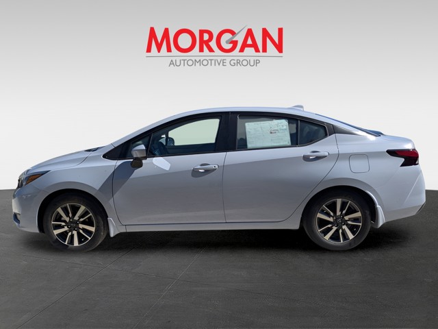 2025 Nissan Versa - Photo 8