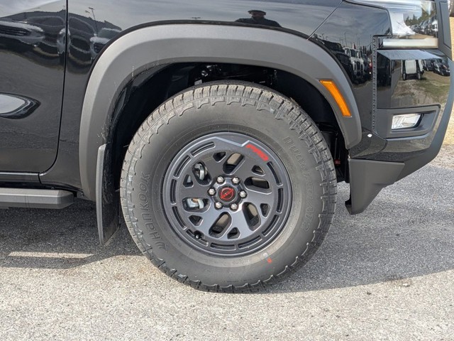 2026 Nissan Frontier - Photo 11