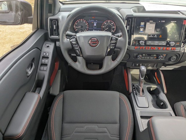 2026 Nissan Frontier - Photo 14