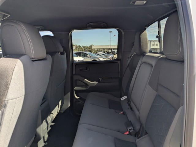 2026 Nissan Frontier - Photo 13