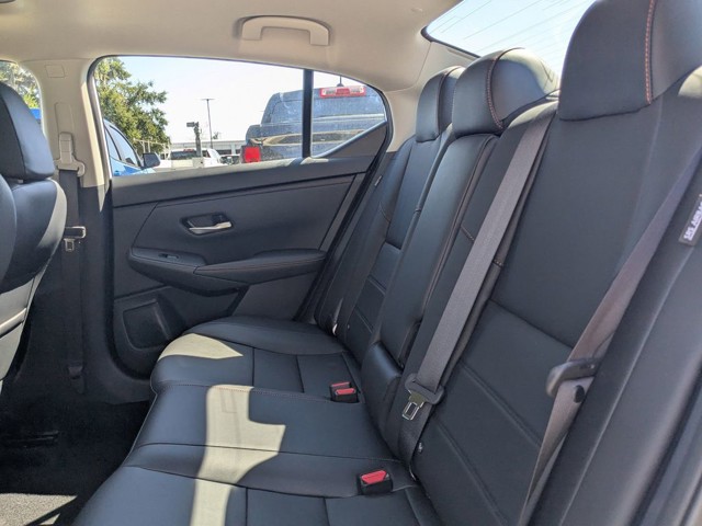 2025 Nissan Sentra - Photo 13