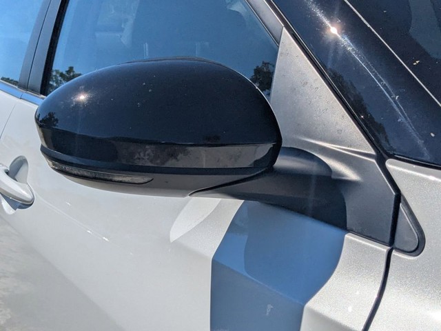 2025 Nissan Sentra - Photo 10