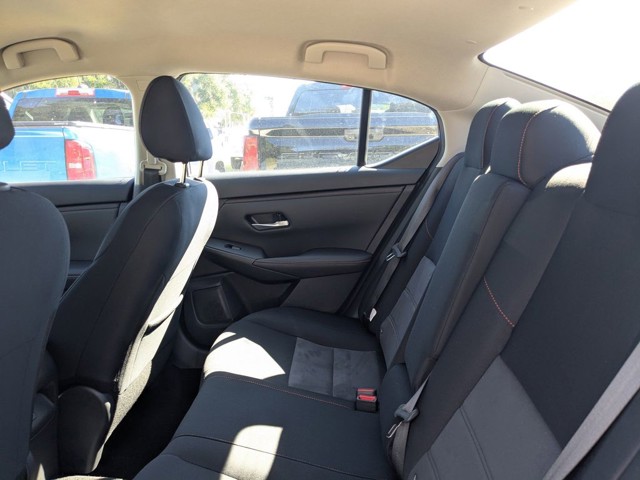 2025 Nissan Sentra - Photo 12