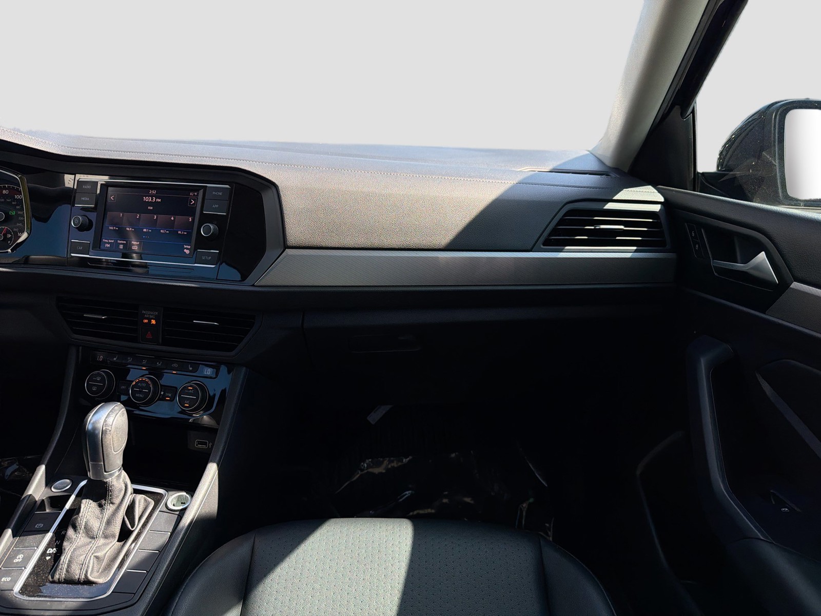2019 Volkswagen Jetta - Photo 16