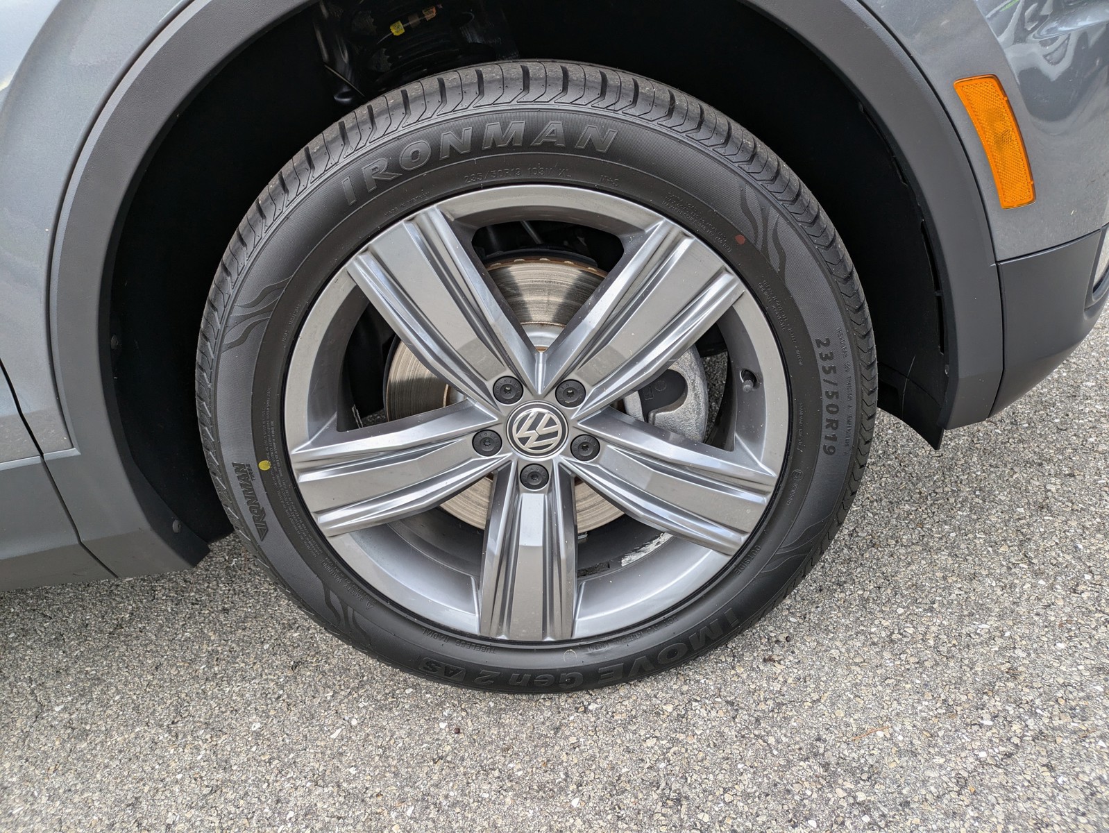 2020 Volkswagen Tiguan - Photo 11