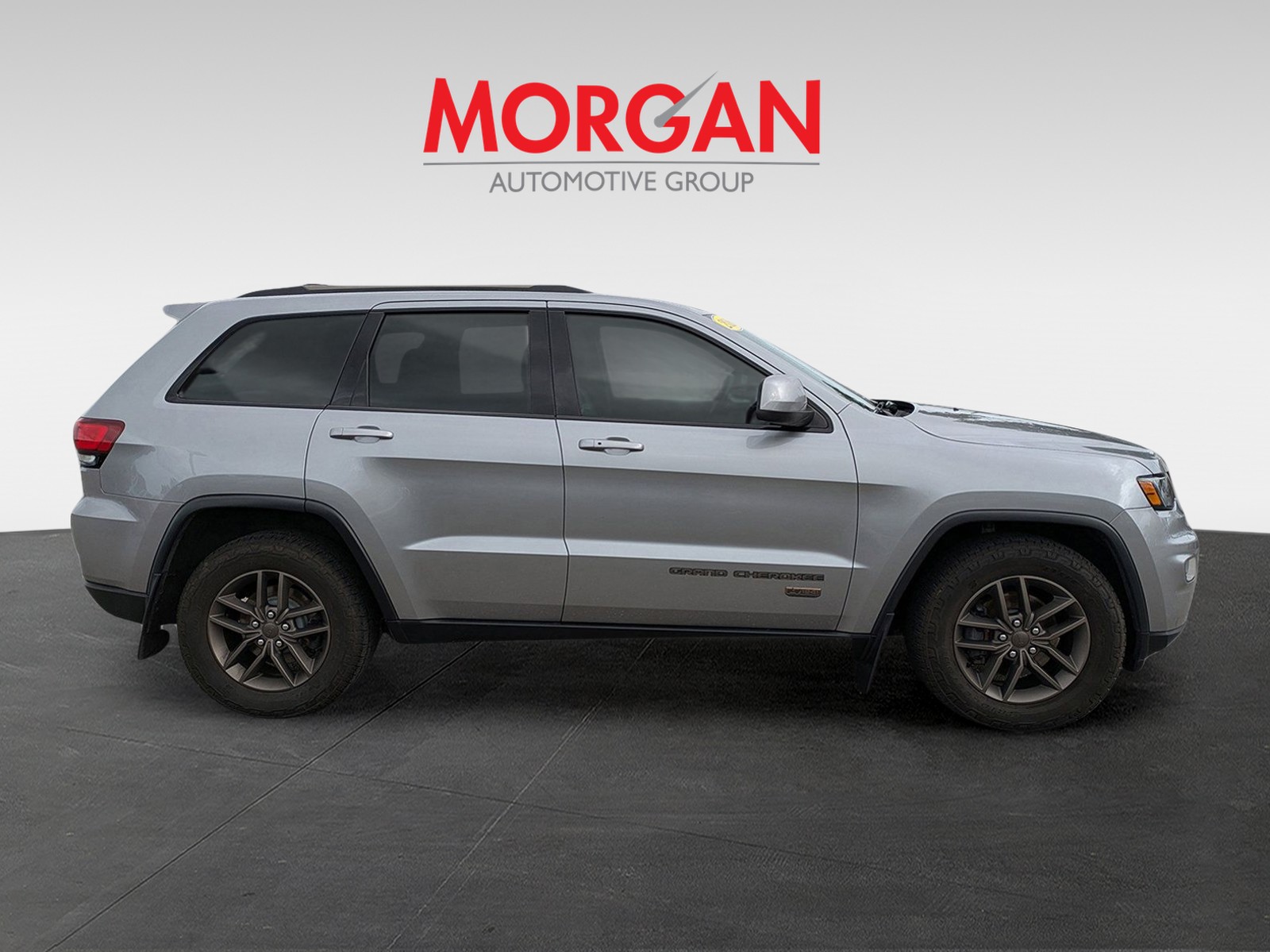 2016 Jeep Grand Cherokee - Photo 8