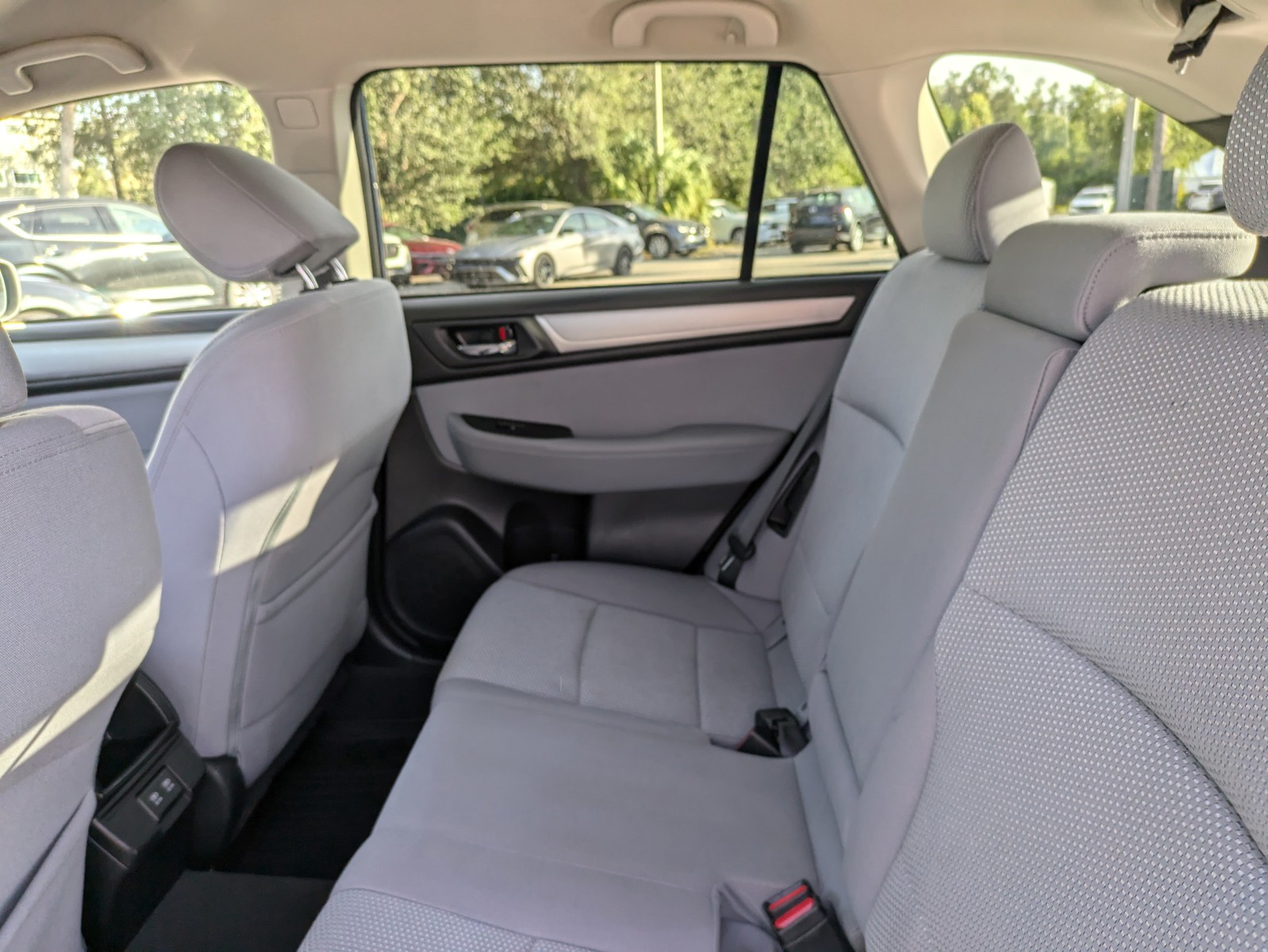 2019 Subaru Outback - Photo 15