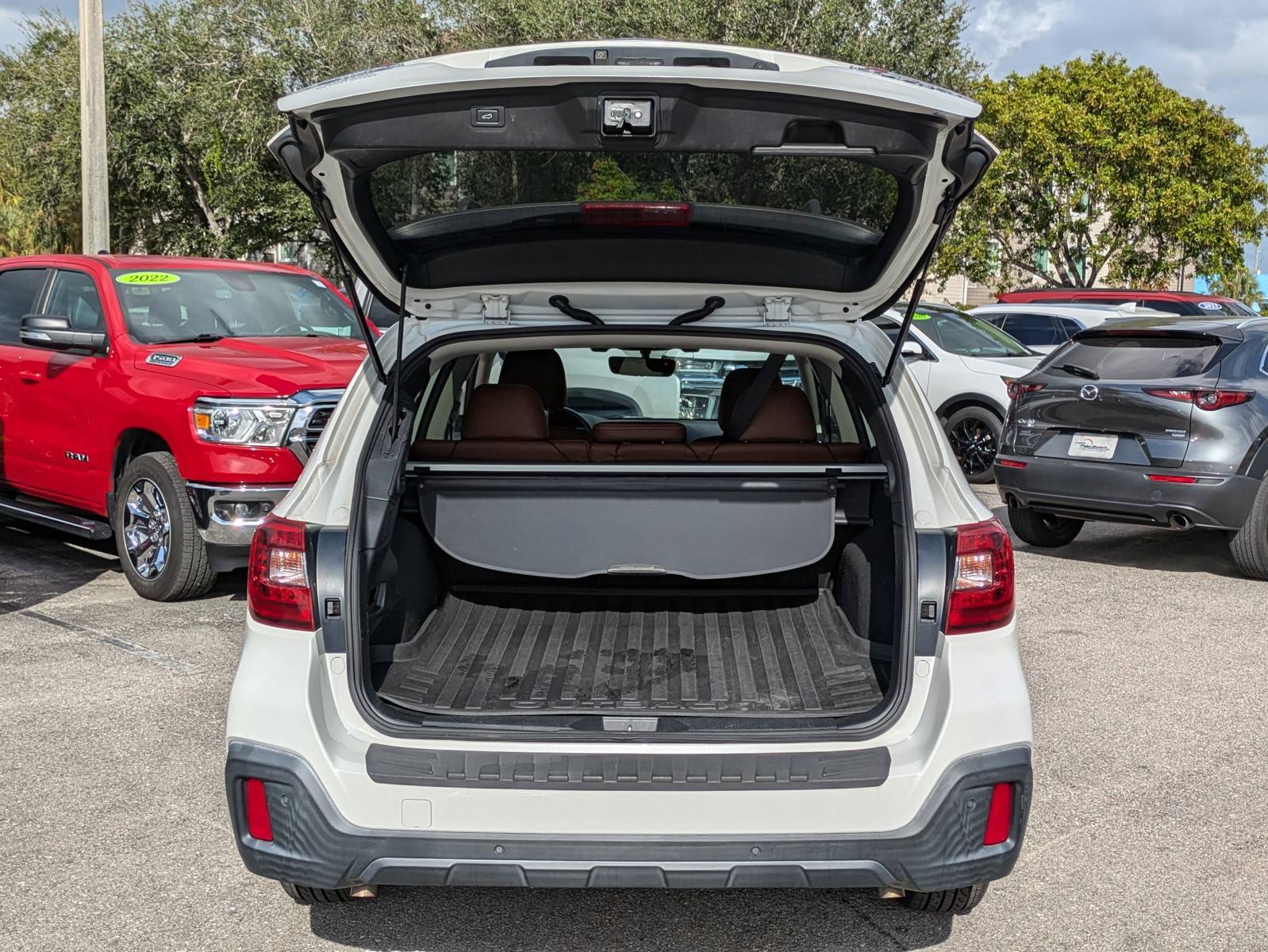 2018 Subaru Outback - Photo 13