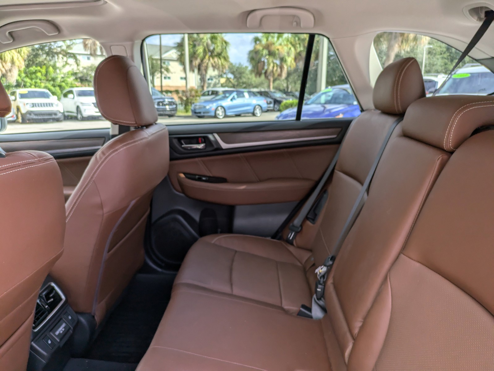 2018 Subaru Outback - Photo 15