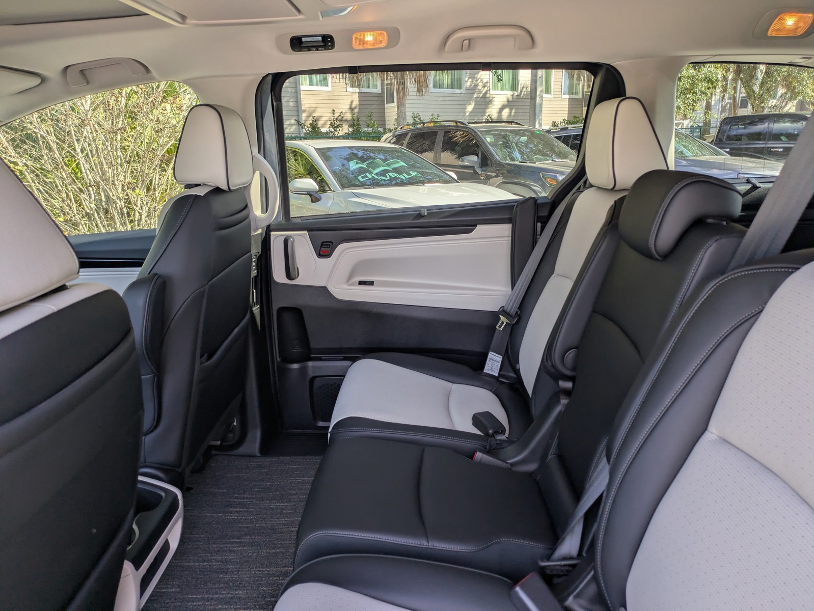 2025 Honda Odyssey - Photo 15