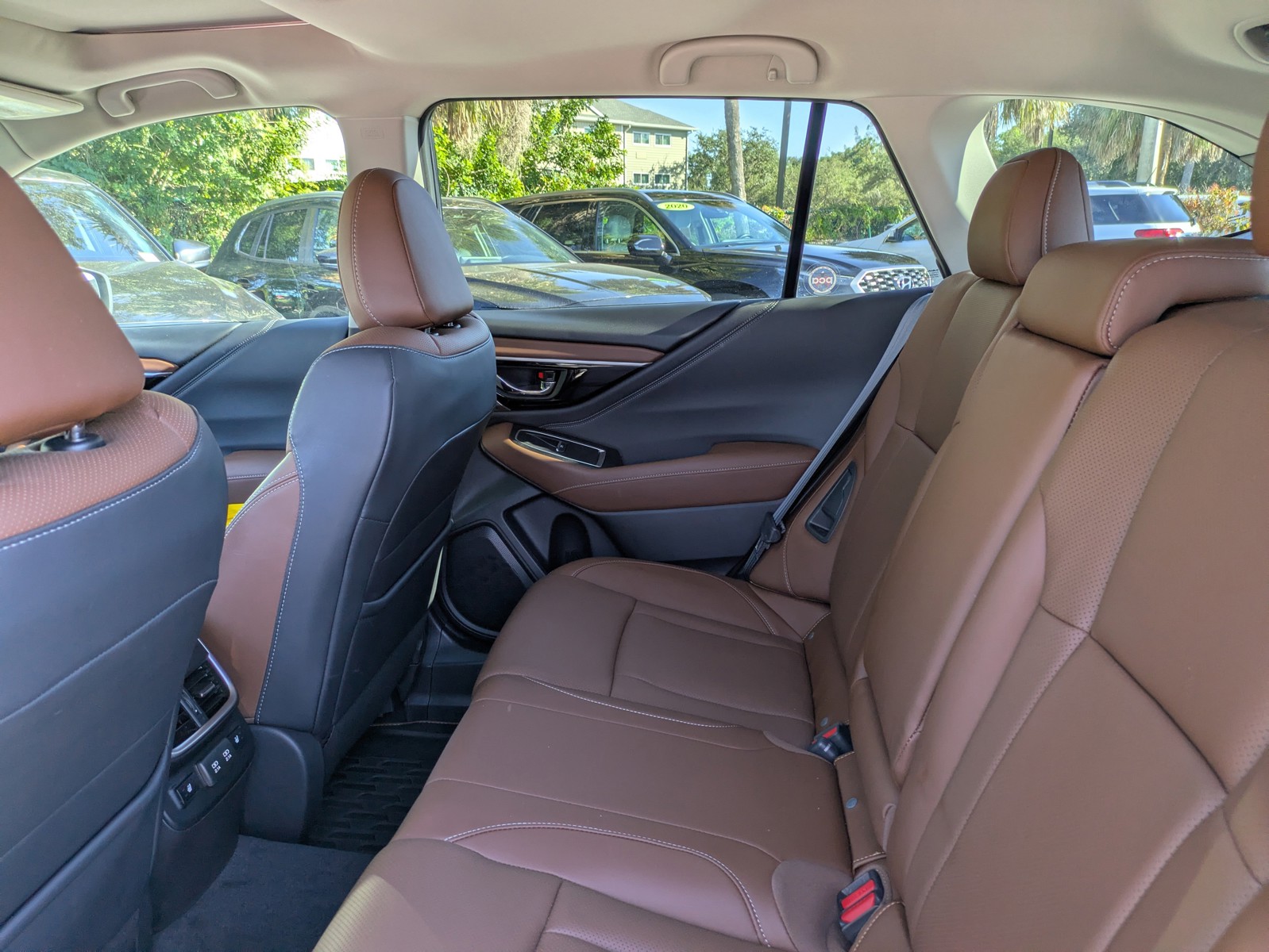 2020 Subaru Outback - Photo 15