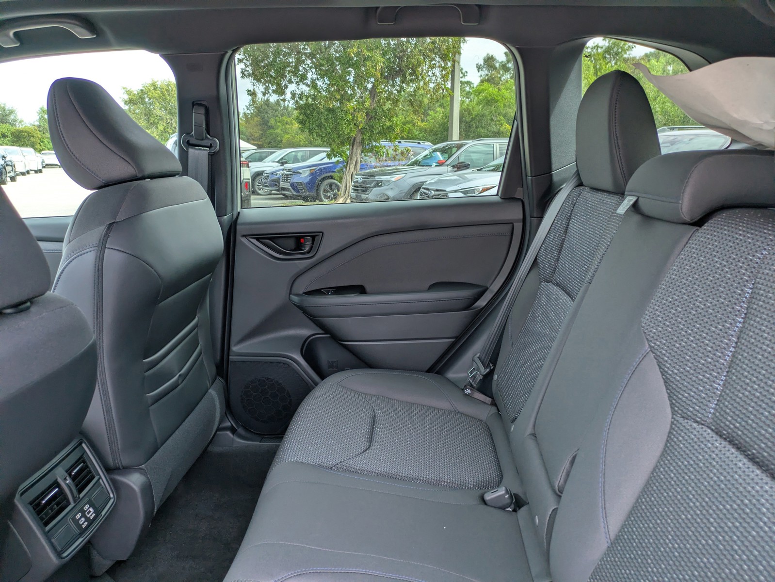 2026 Subaru Forester - Photo 14