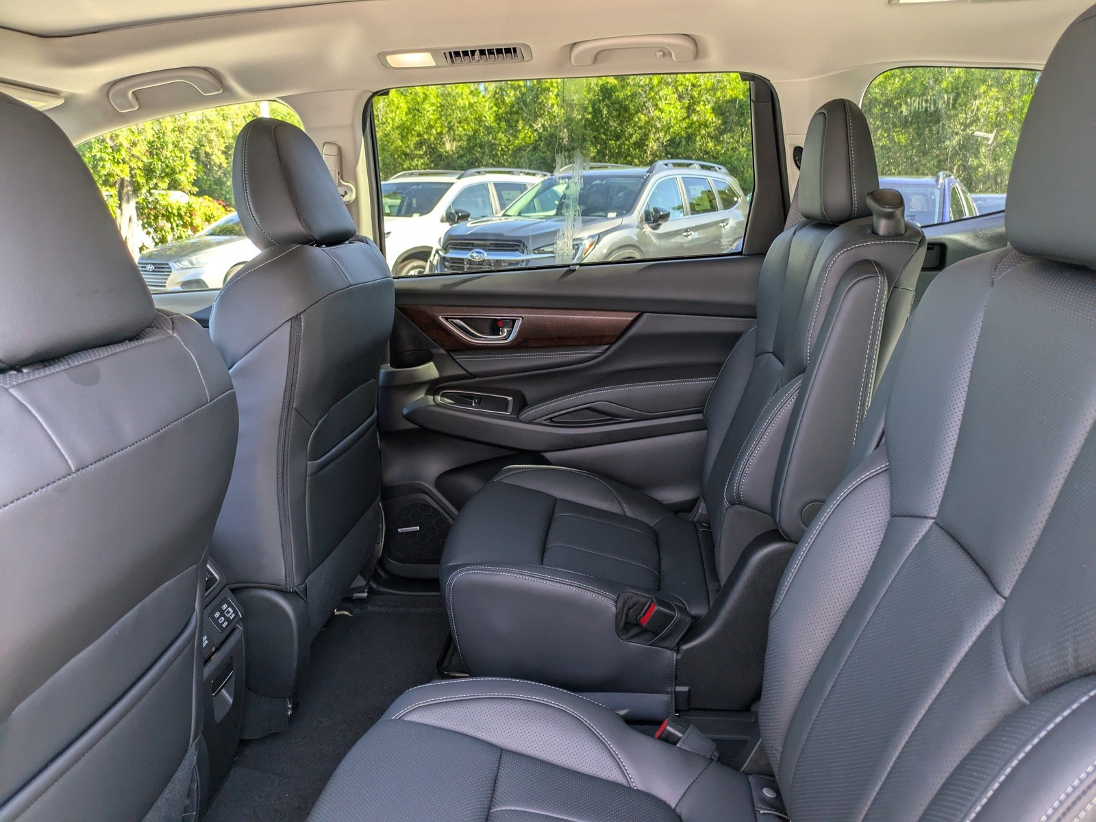2025 Subaru Ascent - Photo 15