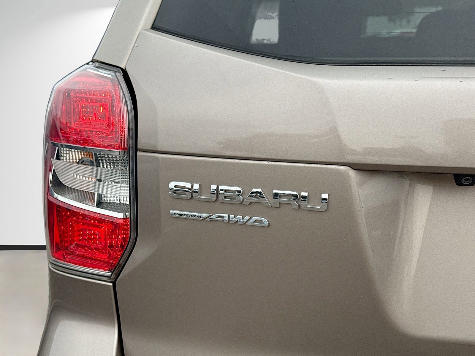 2014 Subaru Forester - Photo 10