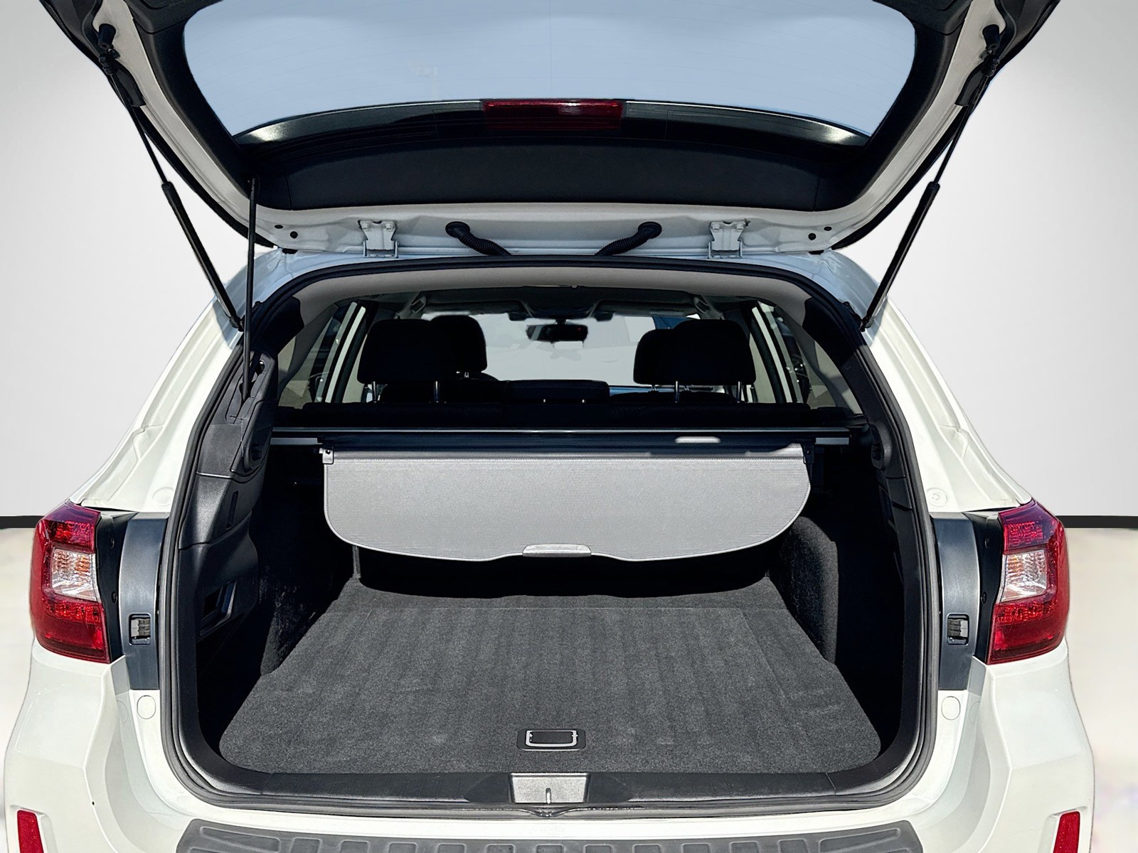 2017 Subaru Outback - Photo 12
