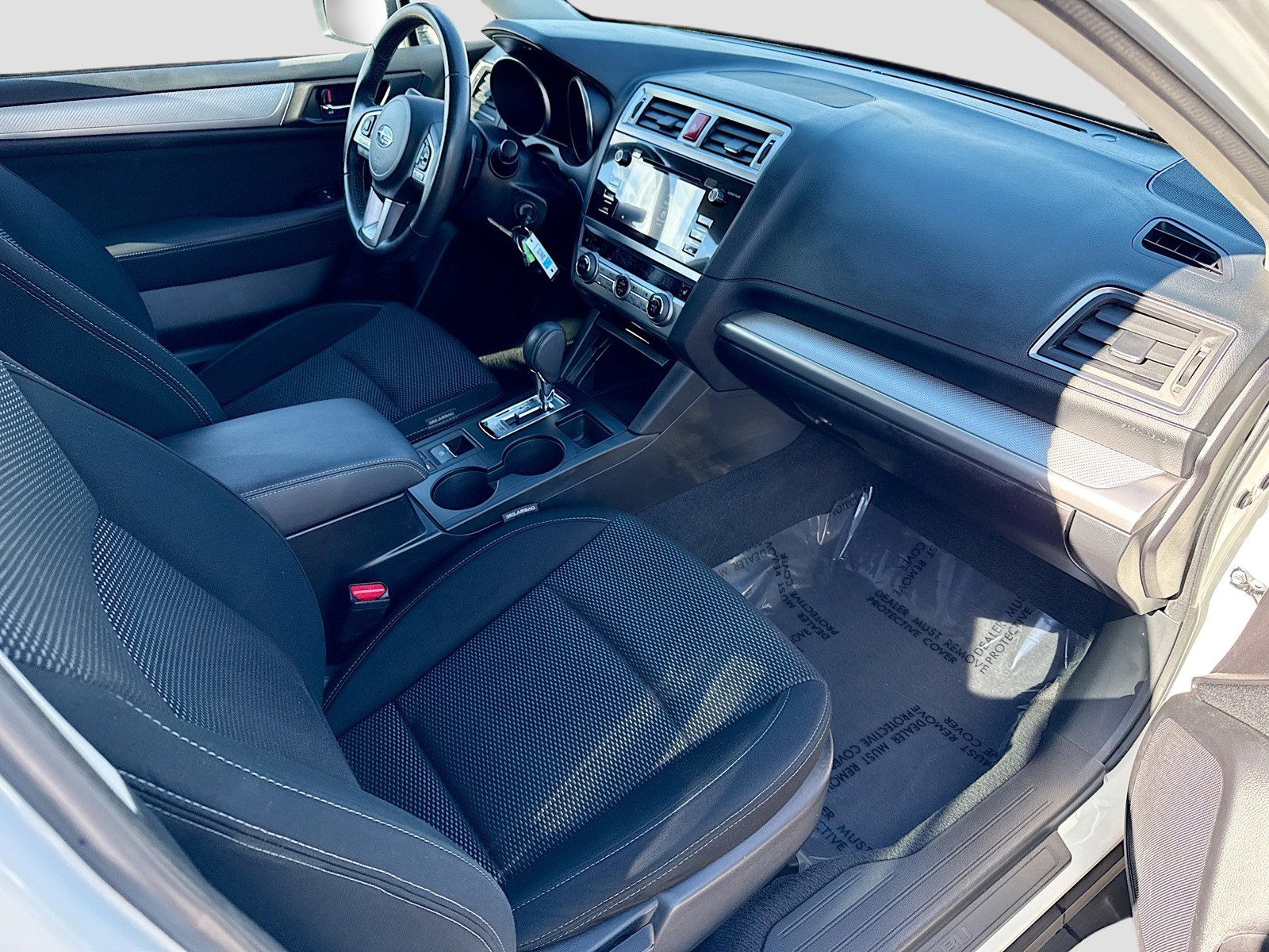 2017 Subaru Outback - Photo 14