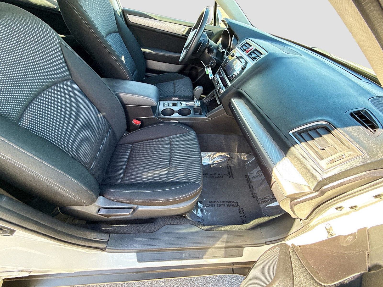 2017 Subaru Outback - Photo 15