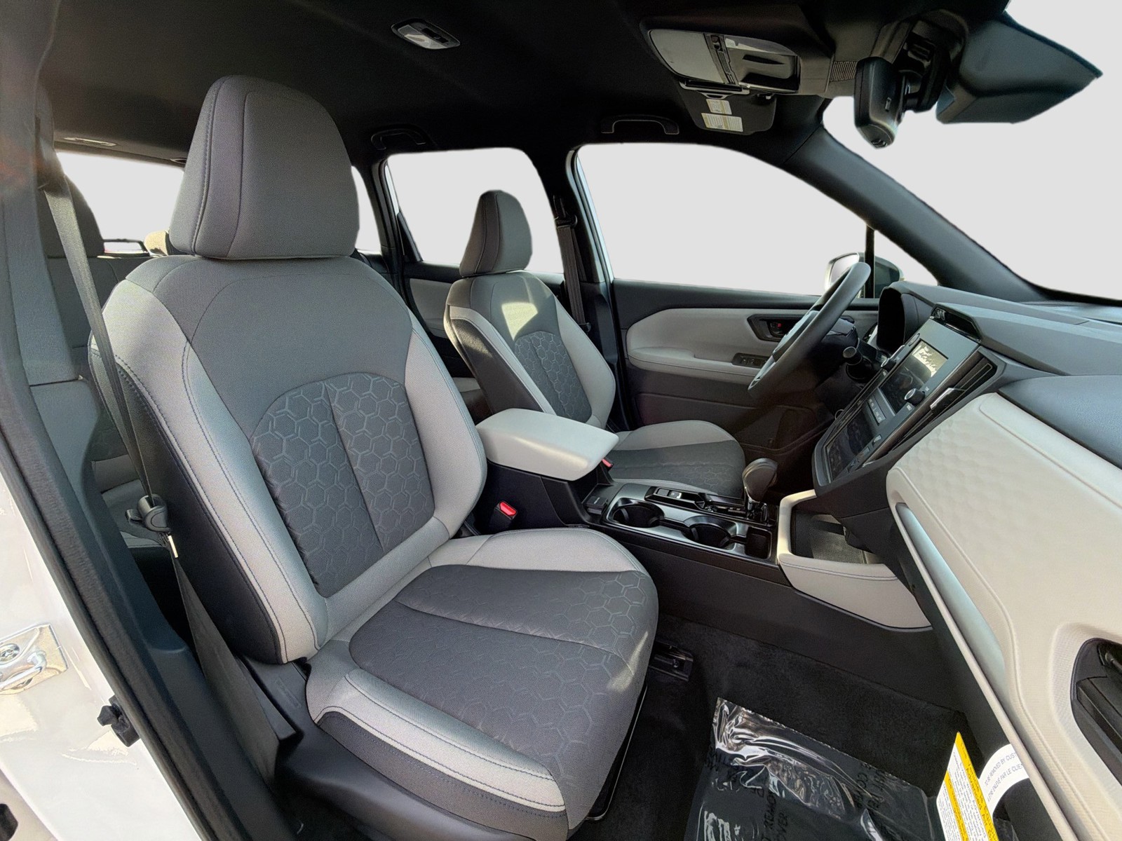 2026 Subaru Forester - Photo 14