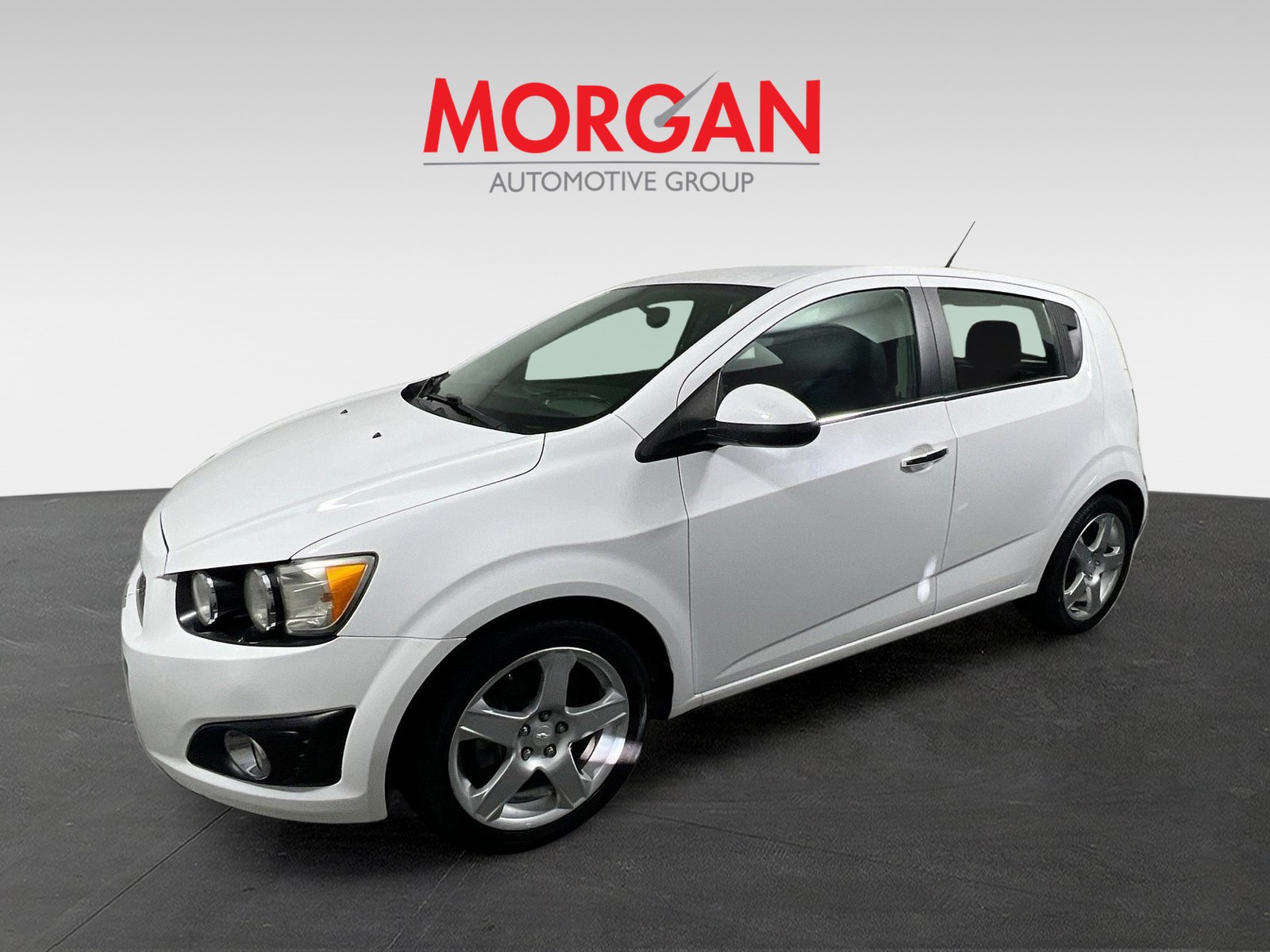 2014 Chevrolet Sonic - Photo 2