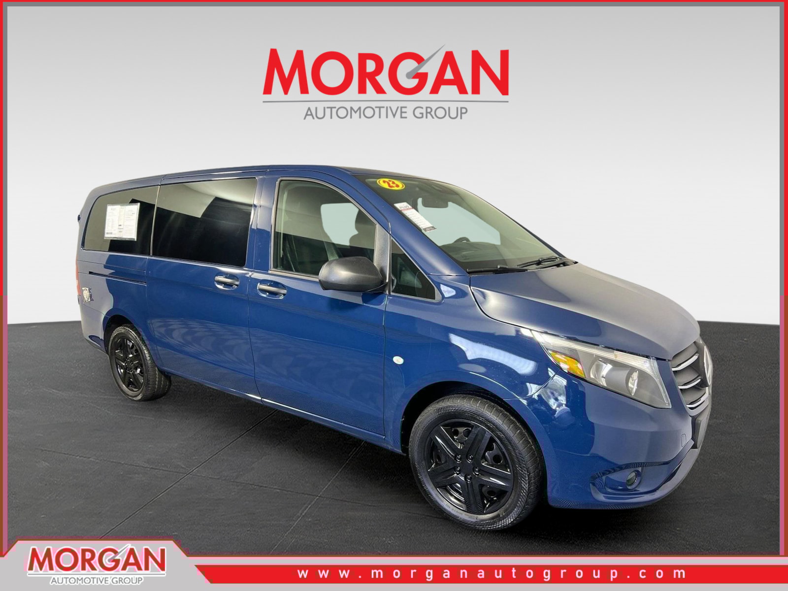 2023 Mercedes-Benz Metris Passenger Van Base's photo