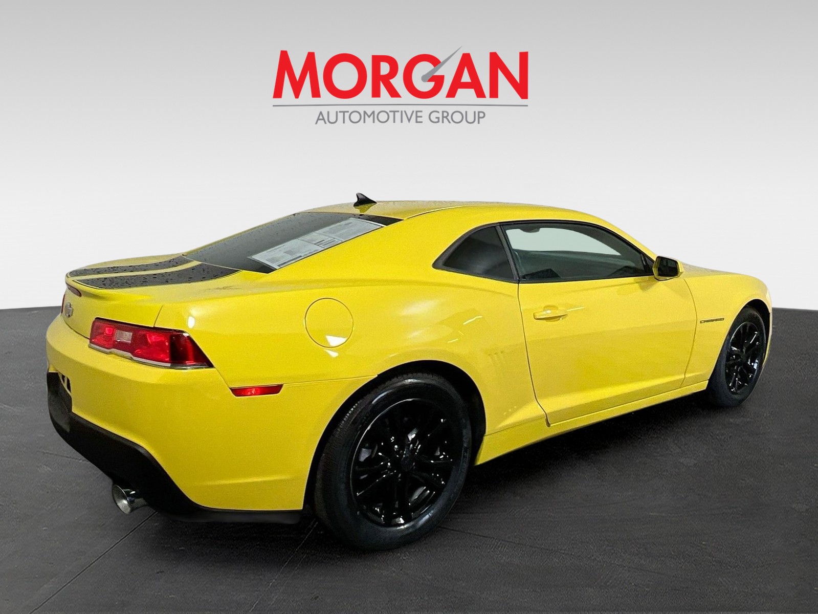 2015 Chevrolet Camaro - Photo 2