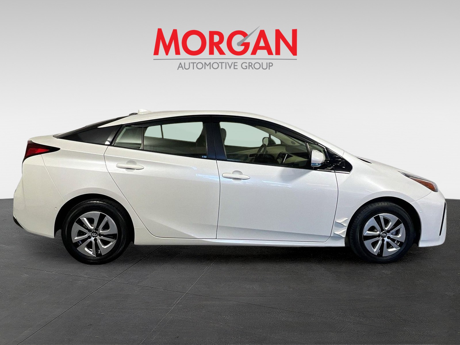 2019 Toyota Prius - Photo 7