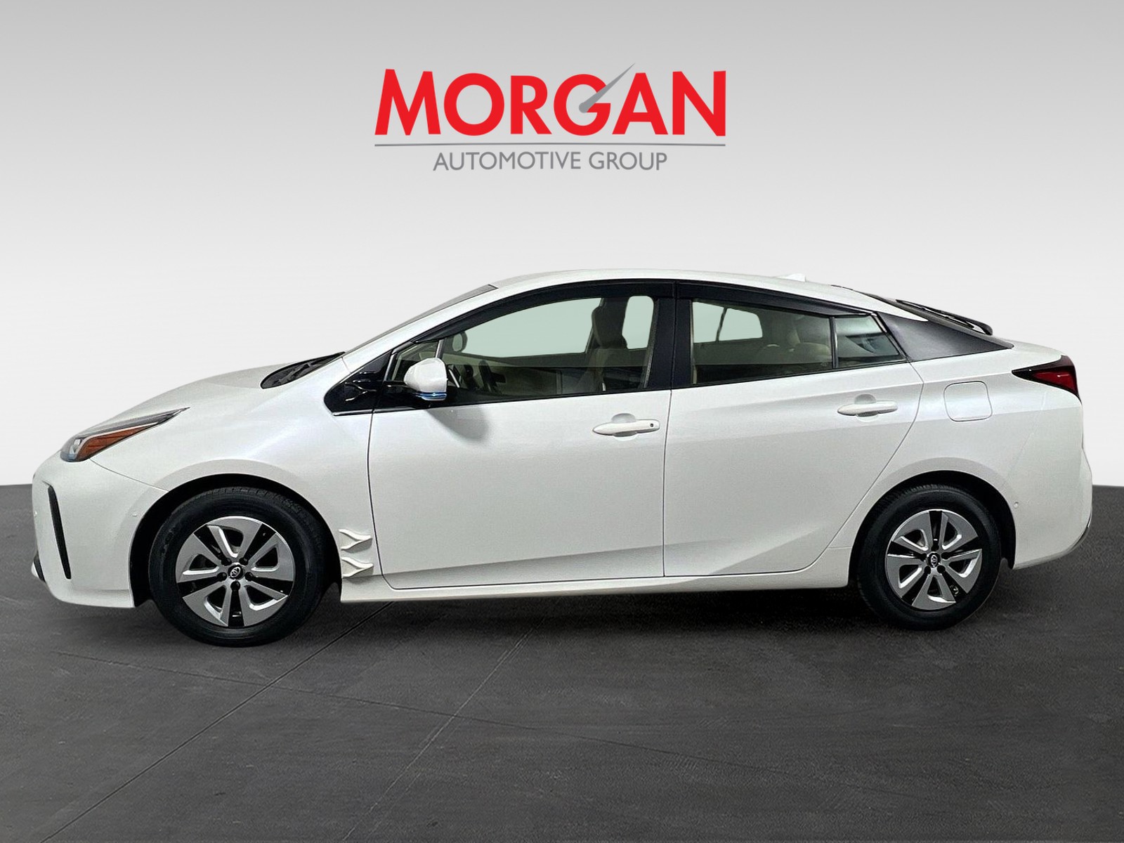 2019 Toyota Prius - Photo 8