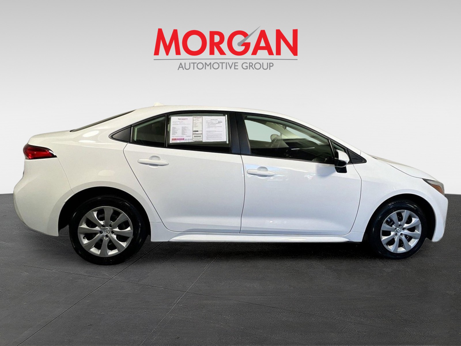 Used 2024 Toyota Corolla LE with VIN JTDBCMFE3R3067858 for sale in Northfield, Minnesota
