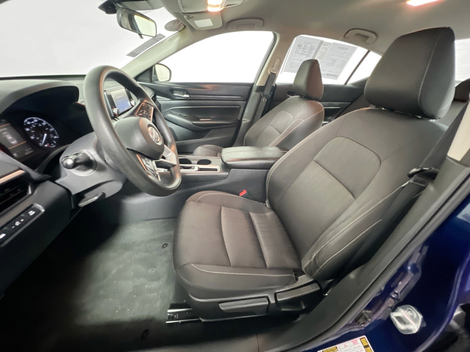 2022 Nissan Altima - Photo 12