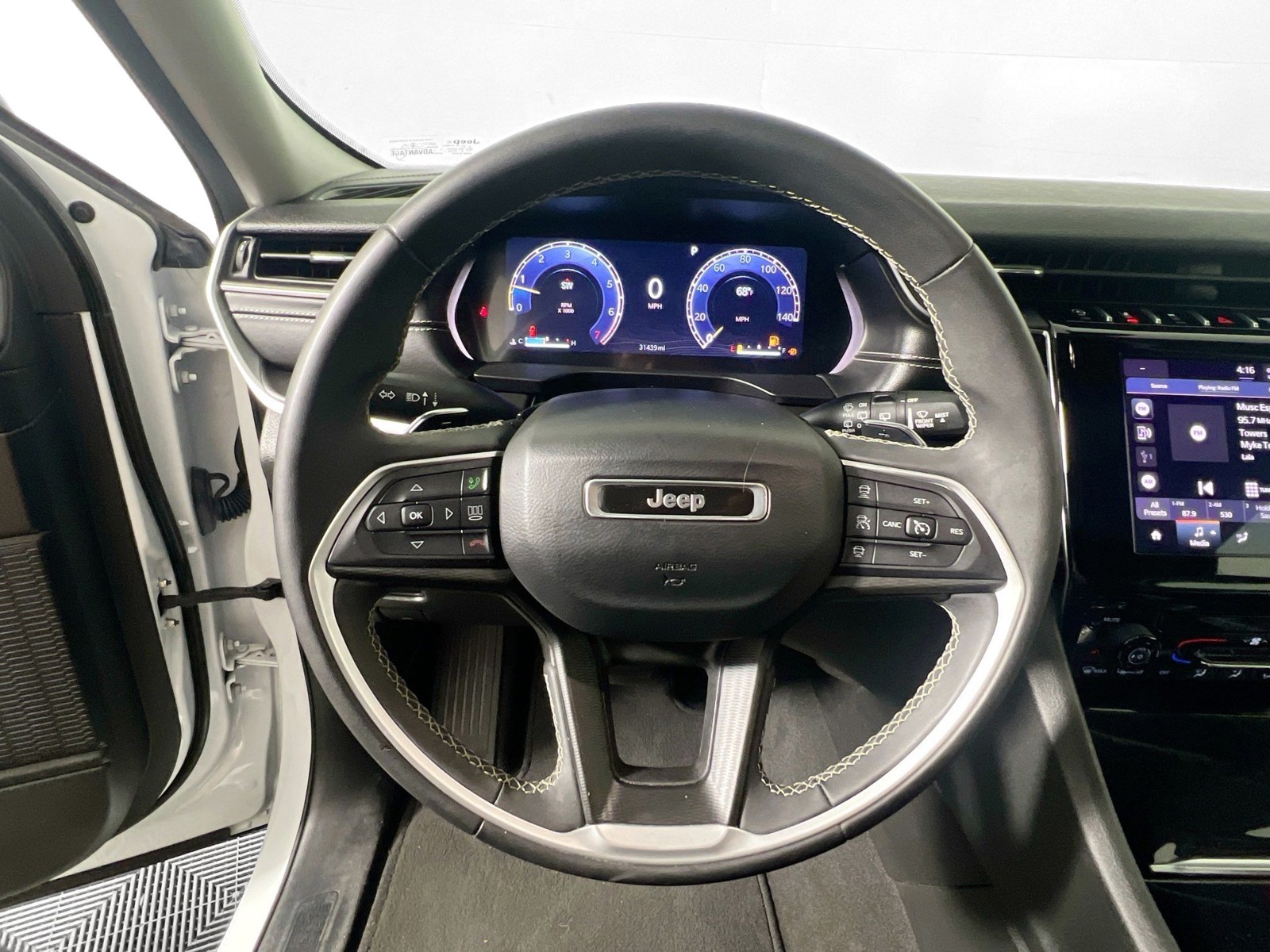 2023 Jeep Grand Cherokee L - Photo 15