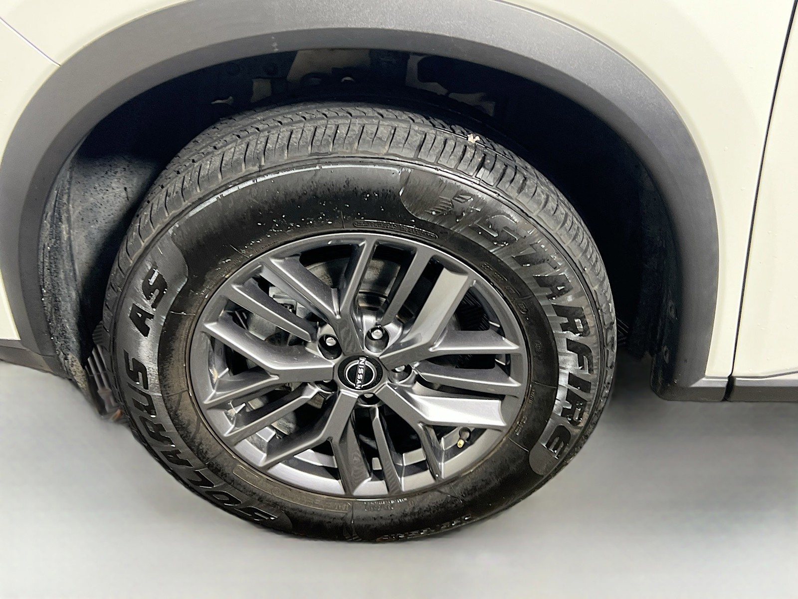 2023 Nissan Rogue - Photo 11