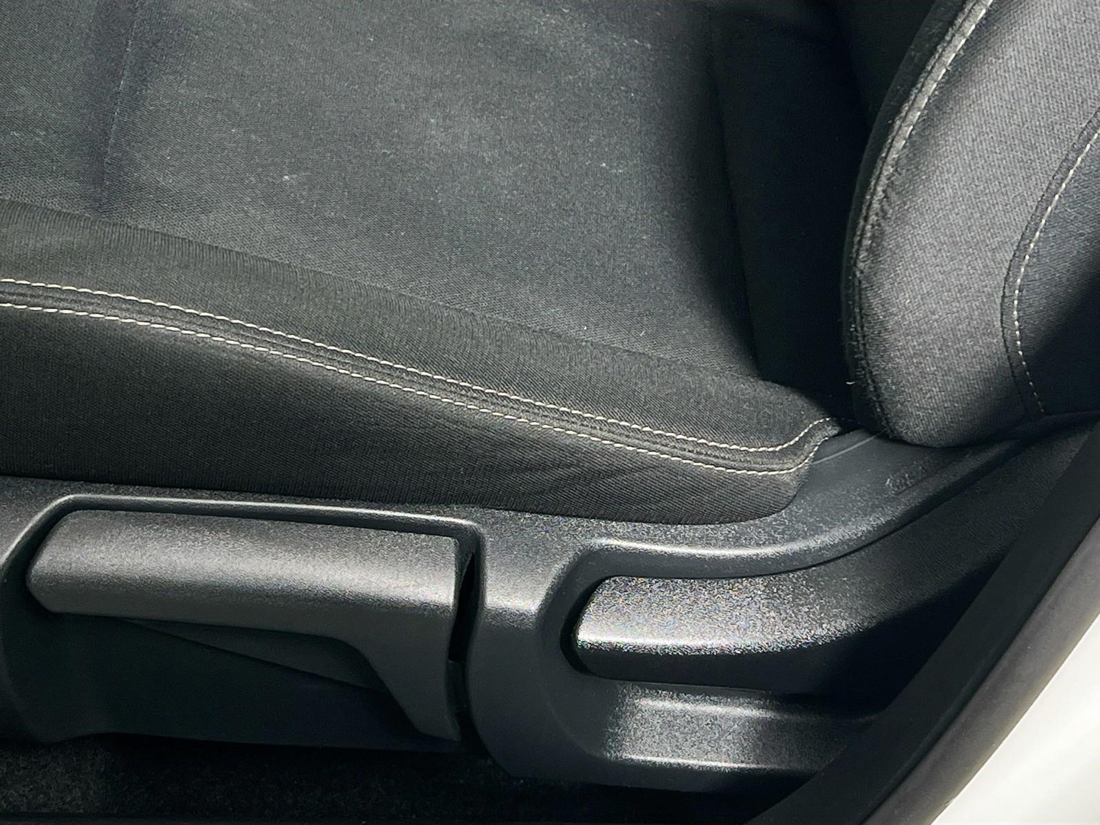 2023 Nissan Rogue - Photo 13